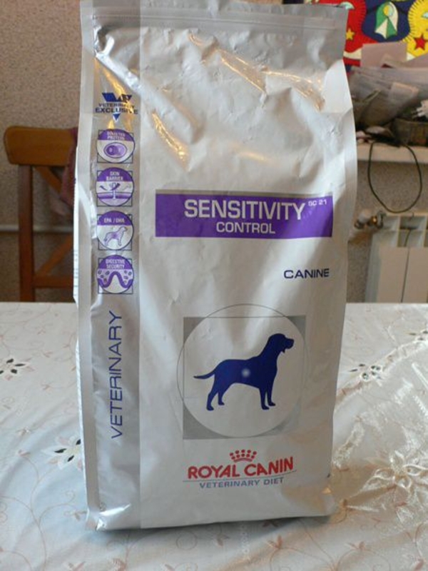 Sensitivity control. Royal Canin sensitivity Control. Роял Канин sensitivity Control для собак. Корм для собак гастроэнтерологический. Гастроэнтеролог корм для собак.